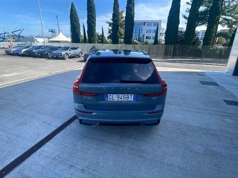 Volvo XC60 B4 D AWD automatico Plus Dark