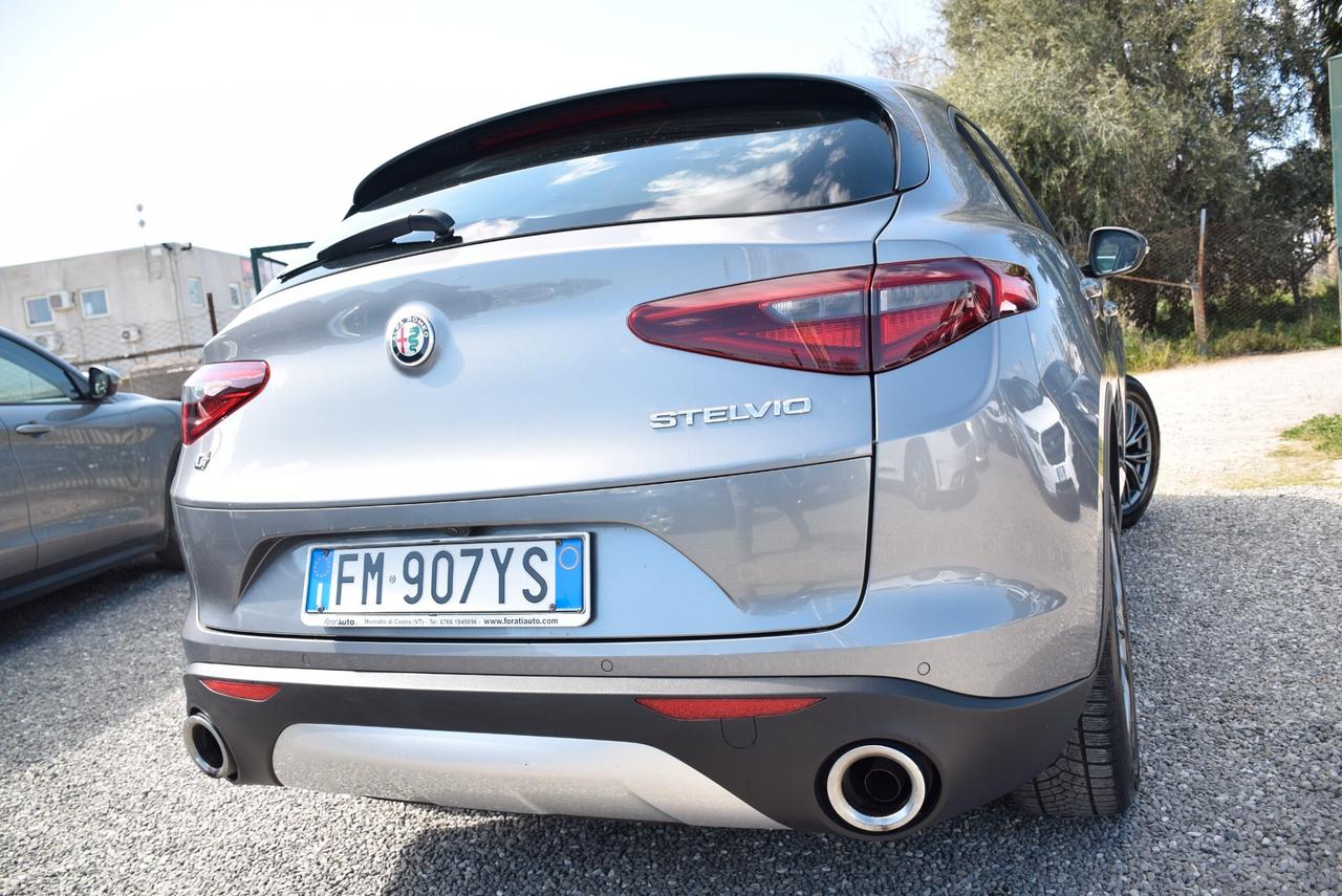 Alfa Romeo Stelvio ALFAROMEO 4X4 2.2Td 180CV AT8 Q4 Executive FULL IVA DETRAIBILE