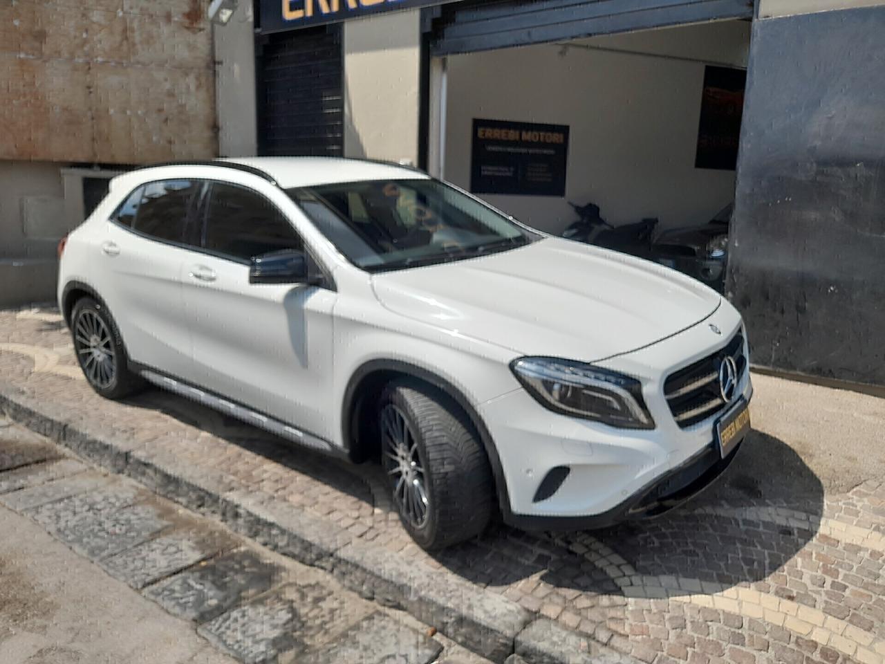 Mercedes-benz GLA 180 d Automatic Premium