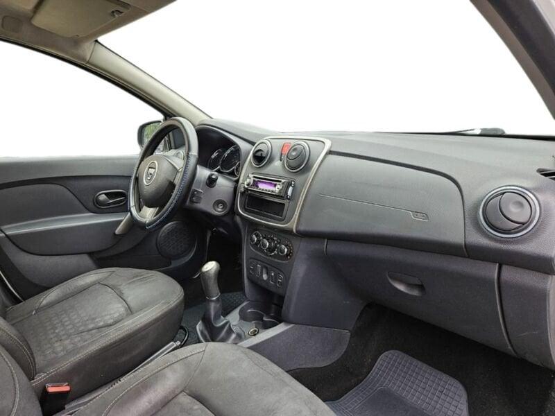 Dacia Sandero 1.2 75CV