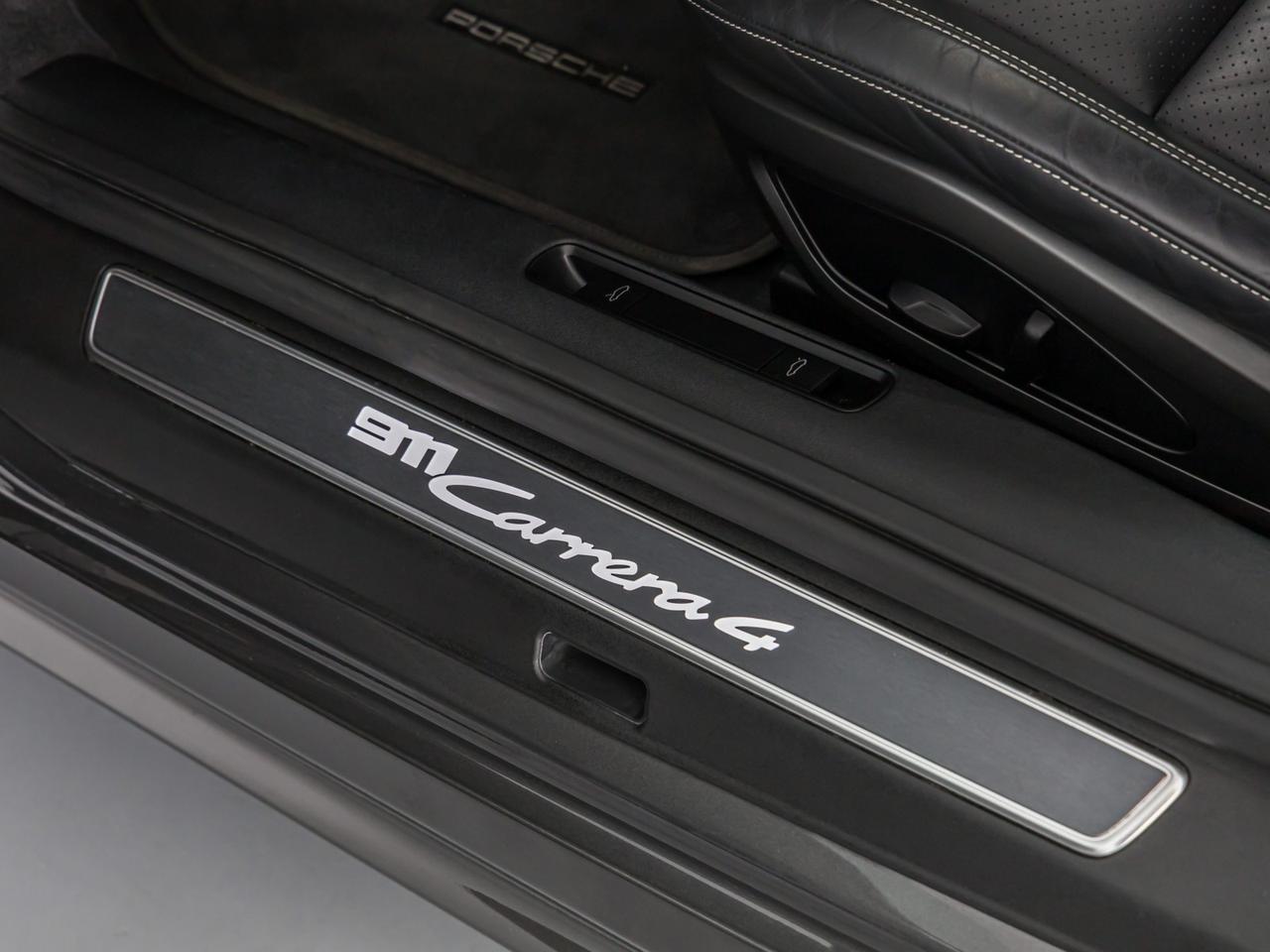 Porsche 911 coupe 3.0 carrera 4 auto