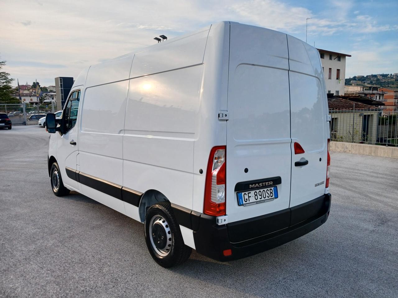RENAULT MASTER 2.3 DCI 135CV L2H2 2021