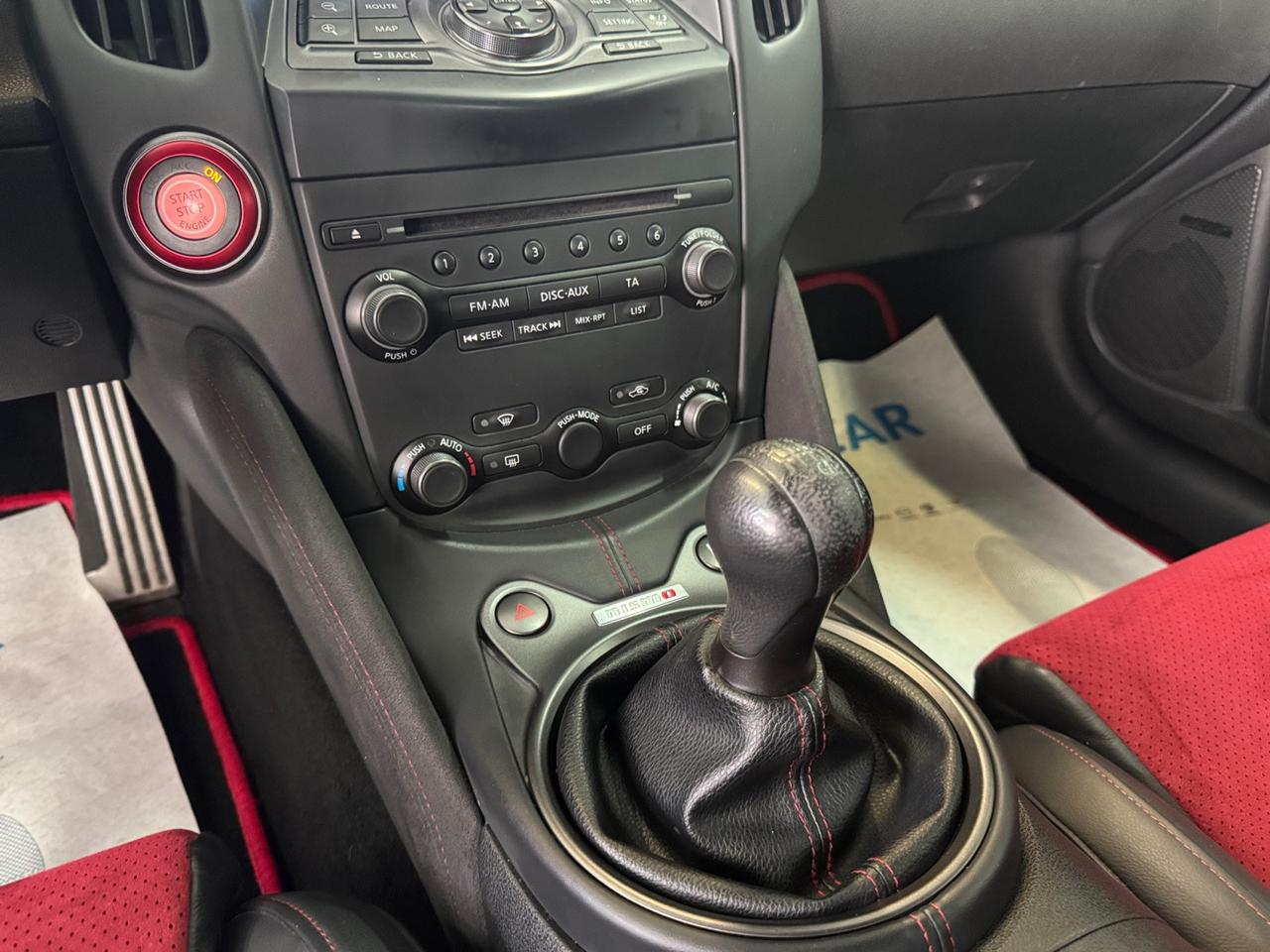 NISSAN 370Z Coupe 3.7 V6 Nismo
