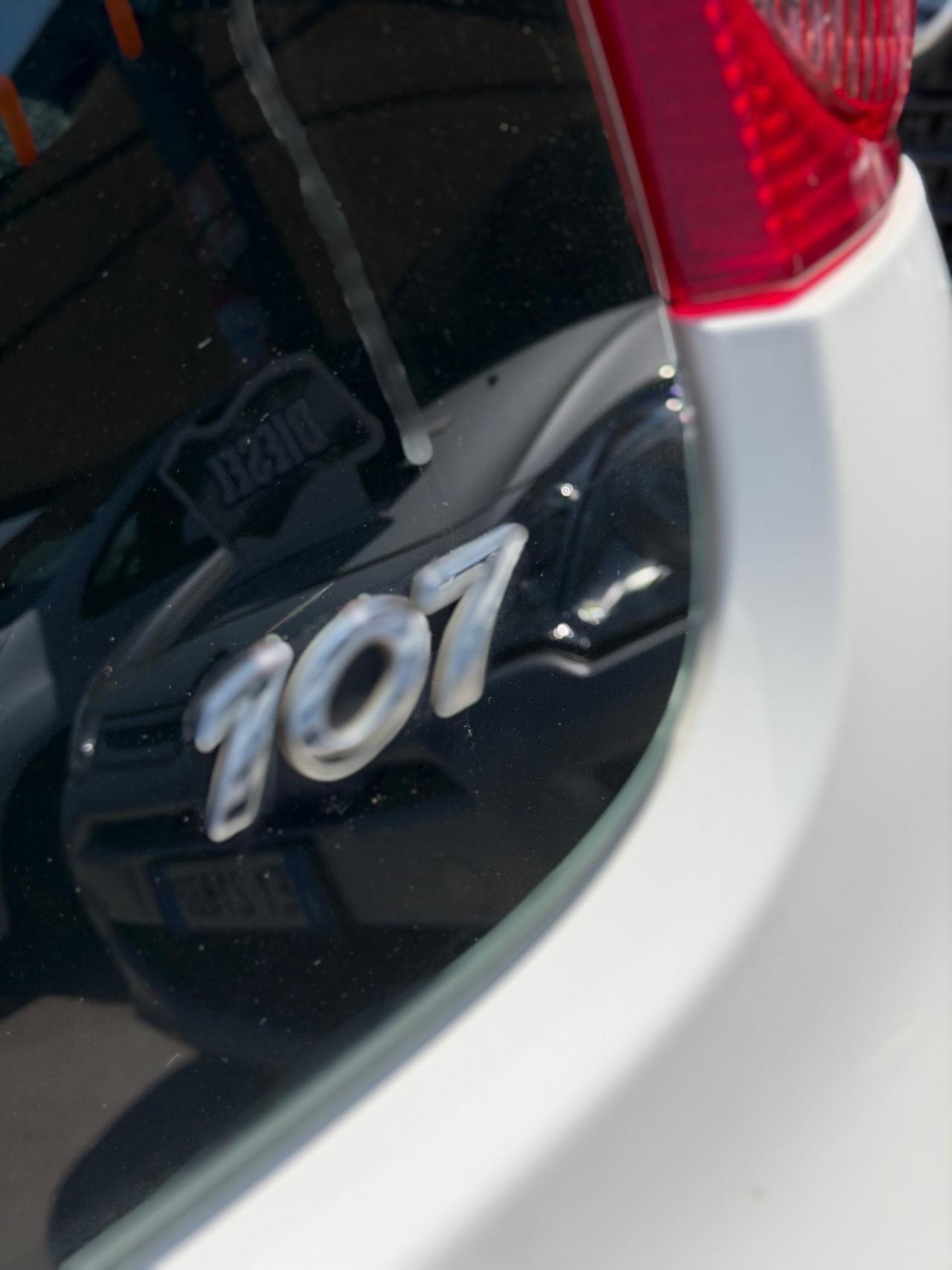 Peugeot 107 1.0 BENZINA 2012 - CLIMA, SERVOSTERZO