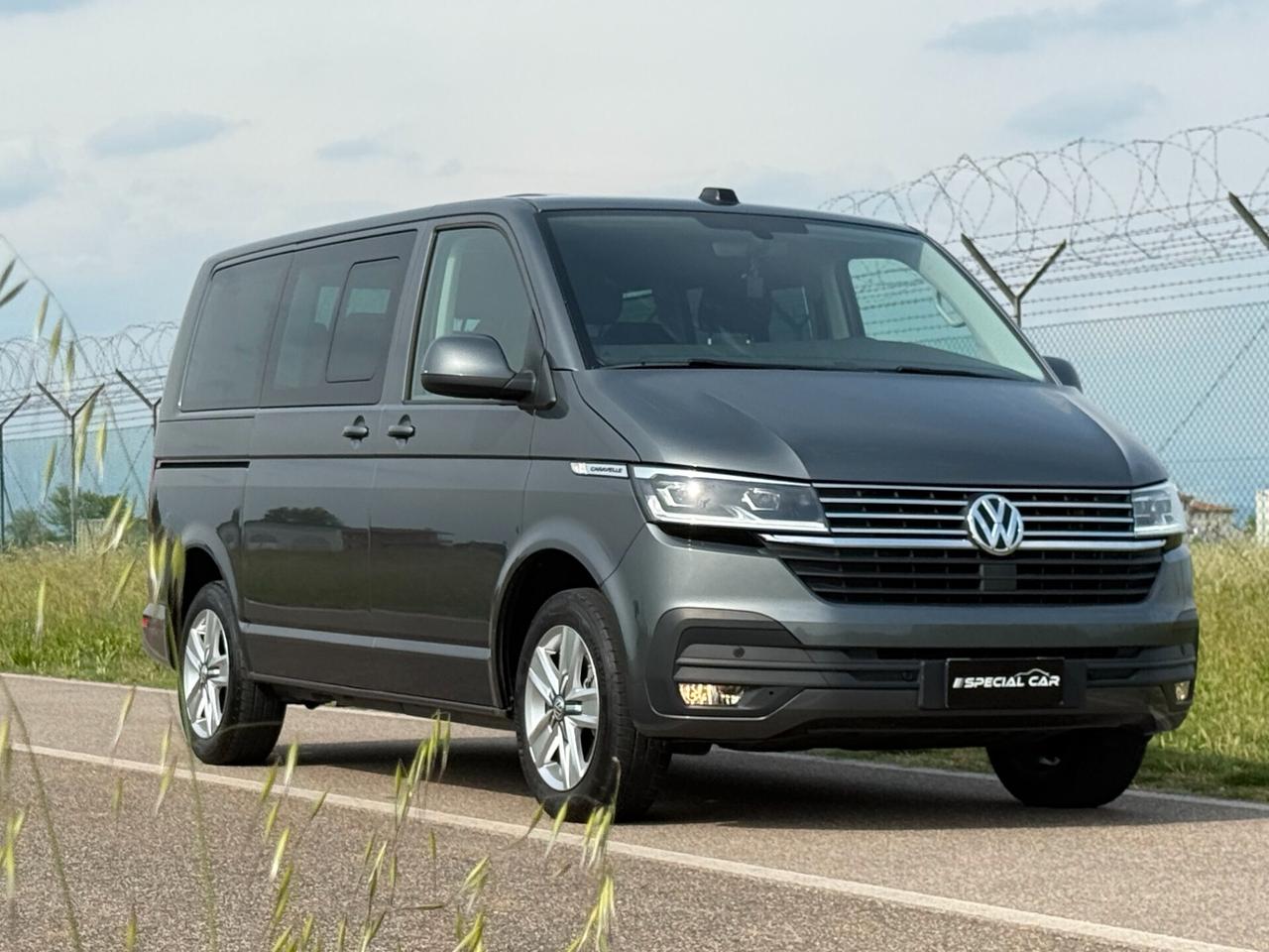 Volkswagen Caravelle 2.0 TDI 150CV DSG PC "NUOVO - 9 POSTI - 29000KM !!!"