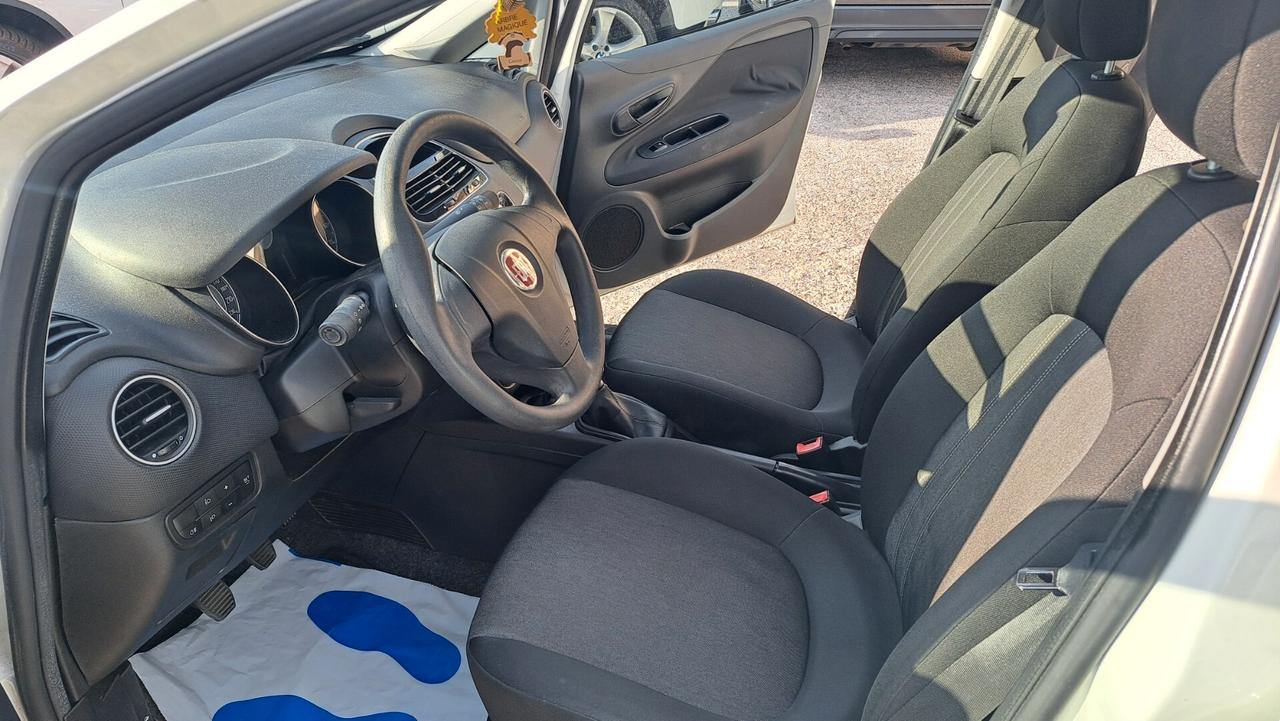 Fiat Punto 1.4 8V 5 porte Easypower Lounge OK NEO PATENTATI