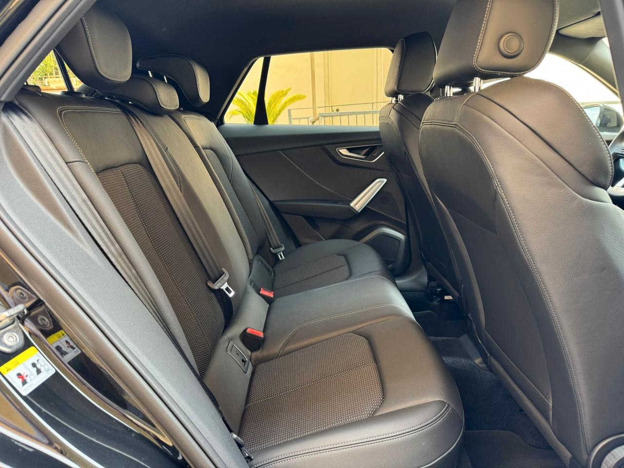 Audi Q2 35 TDI S tronic line Edition