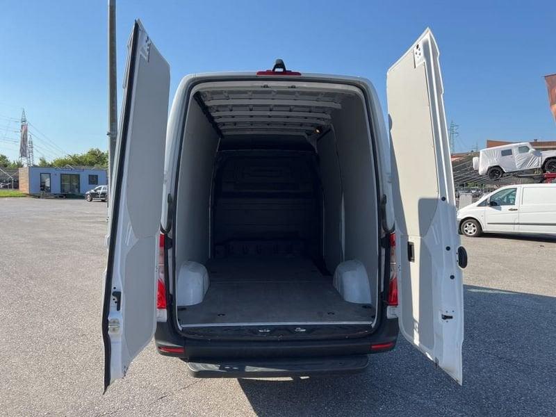 Mercedes-Benz Sprinter 315 CDI F 37/35