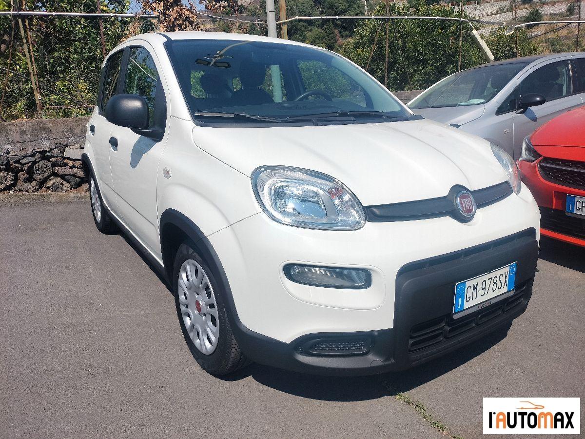 FIAT - Panda 1.0 hybrid s&s 70cv 5p.ti