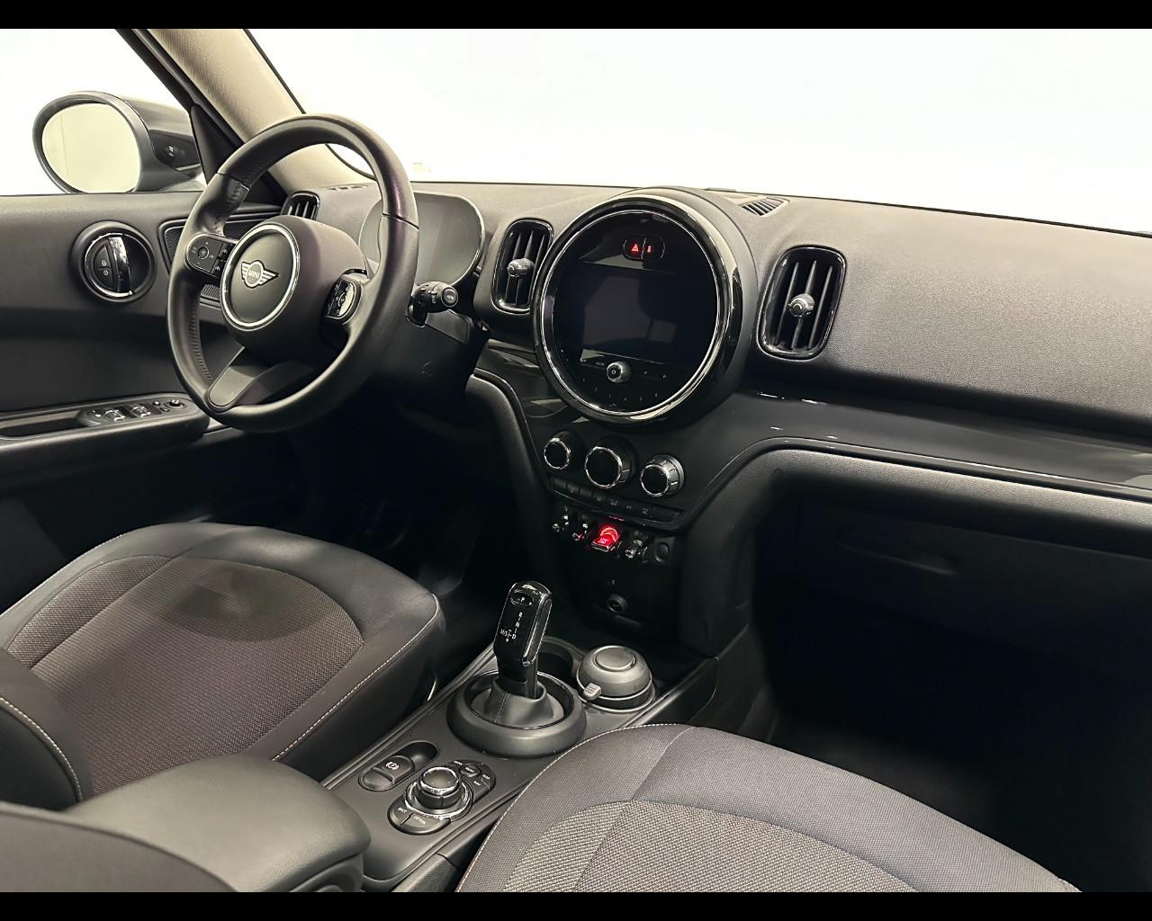 MINI MINI COUNTRYMAN 1.5 ONE D BOOST AUTOMATICA