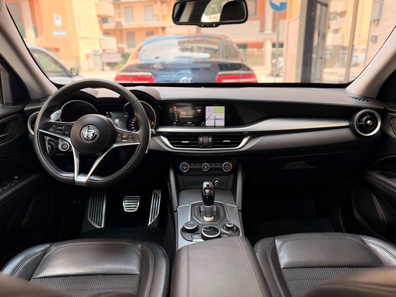 Alfa Romeo Stelvio 2.2 210 CV AT8 Q4 TETTO/PELLE/20"