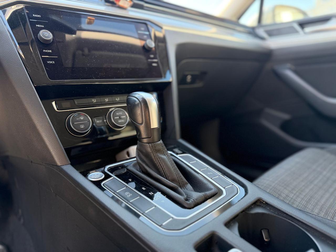 Volkswagen Passat 1.6 TDI Business #50559