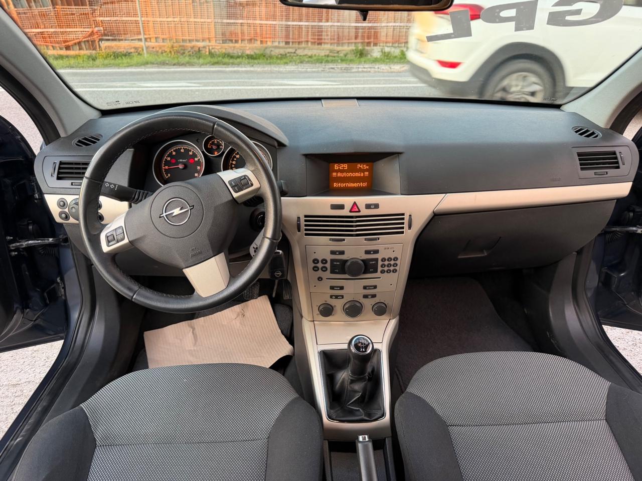 Opel Astra 1.6 16V GPL-TECH 5 porte Enjoy