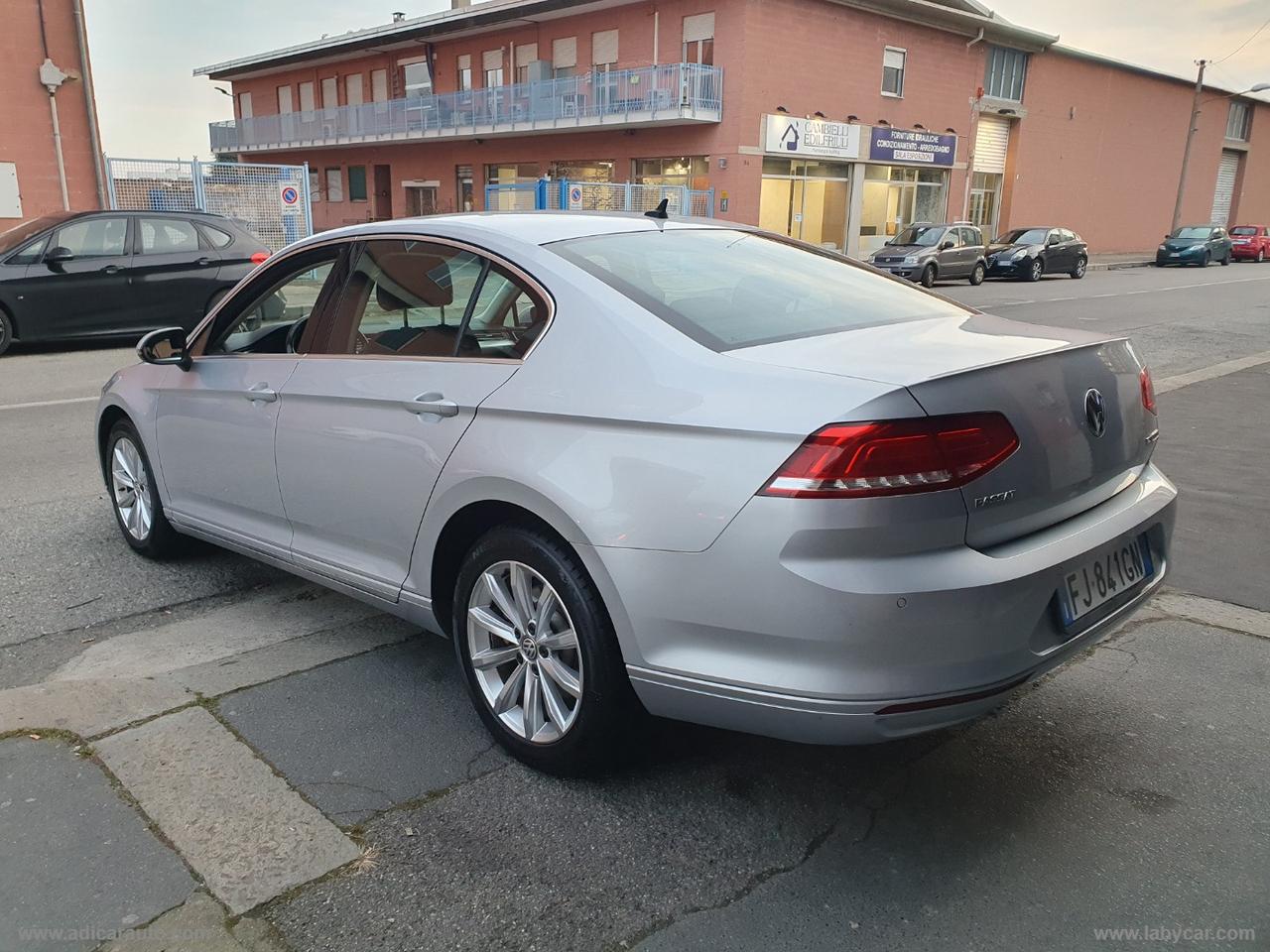 VOLKSWAGEN Passat 1.6 TDI Comfortline BMT