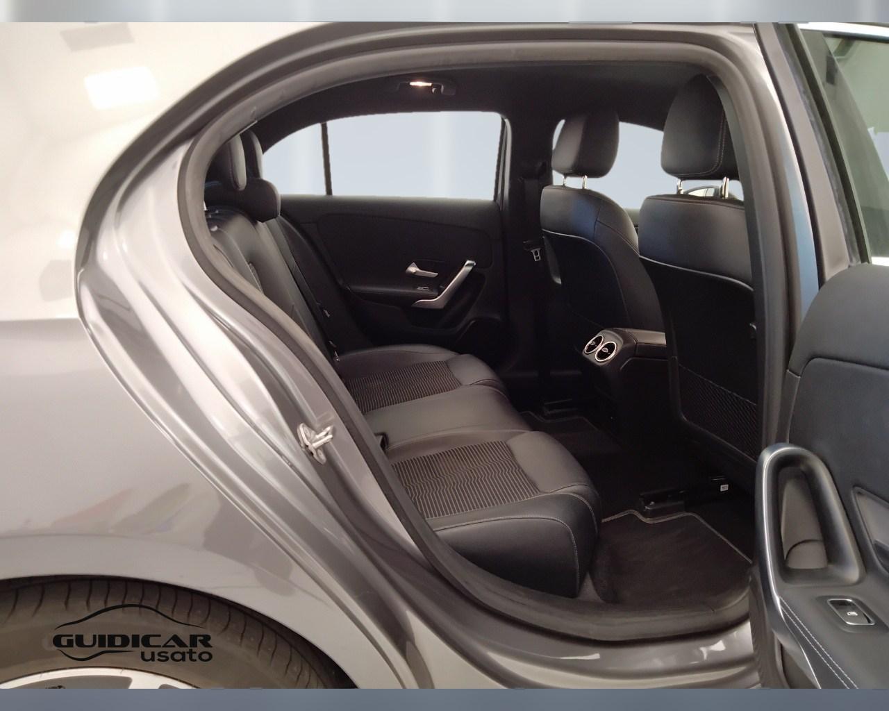 Mercedes-Benz Classe A - W177 2018 - A 180 d Sport auto