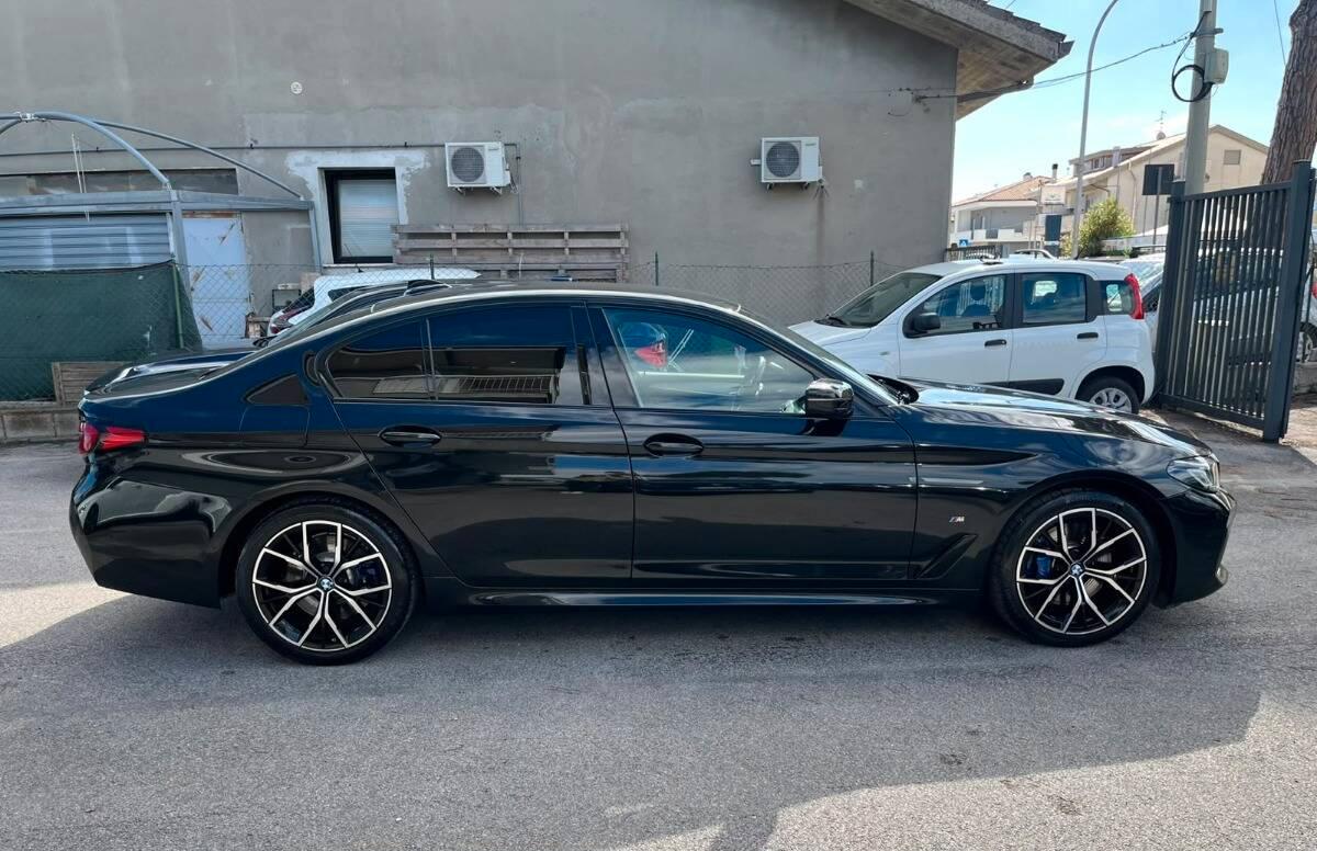 BMW Serie 5 Berlina 520d mhev 48V xdrive Msport auto