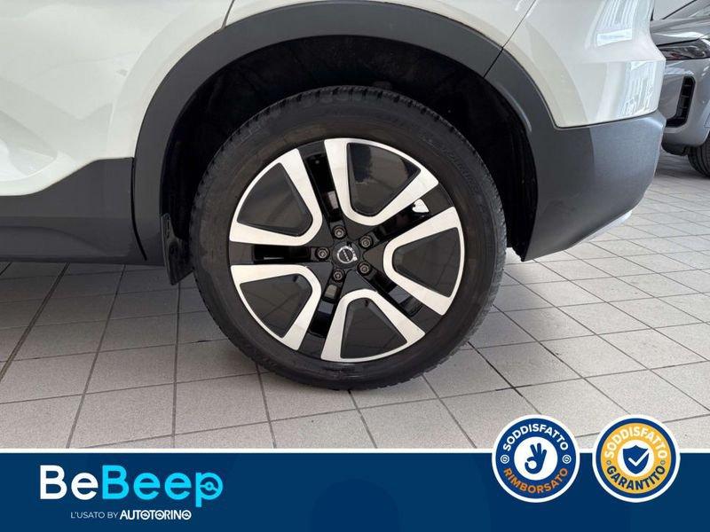 Volvo XC40 1.5 T3 MOMENTUM 163CV AUTO MY21