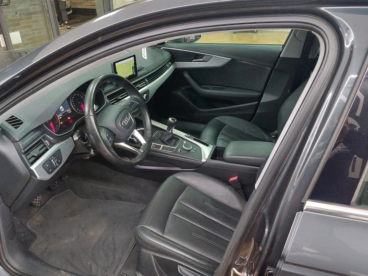 Audi A4 Avant 2.0 TDI 150 station wagon