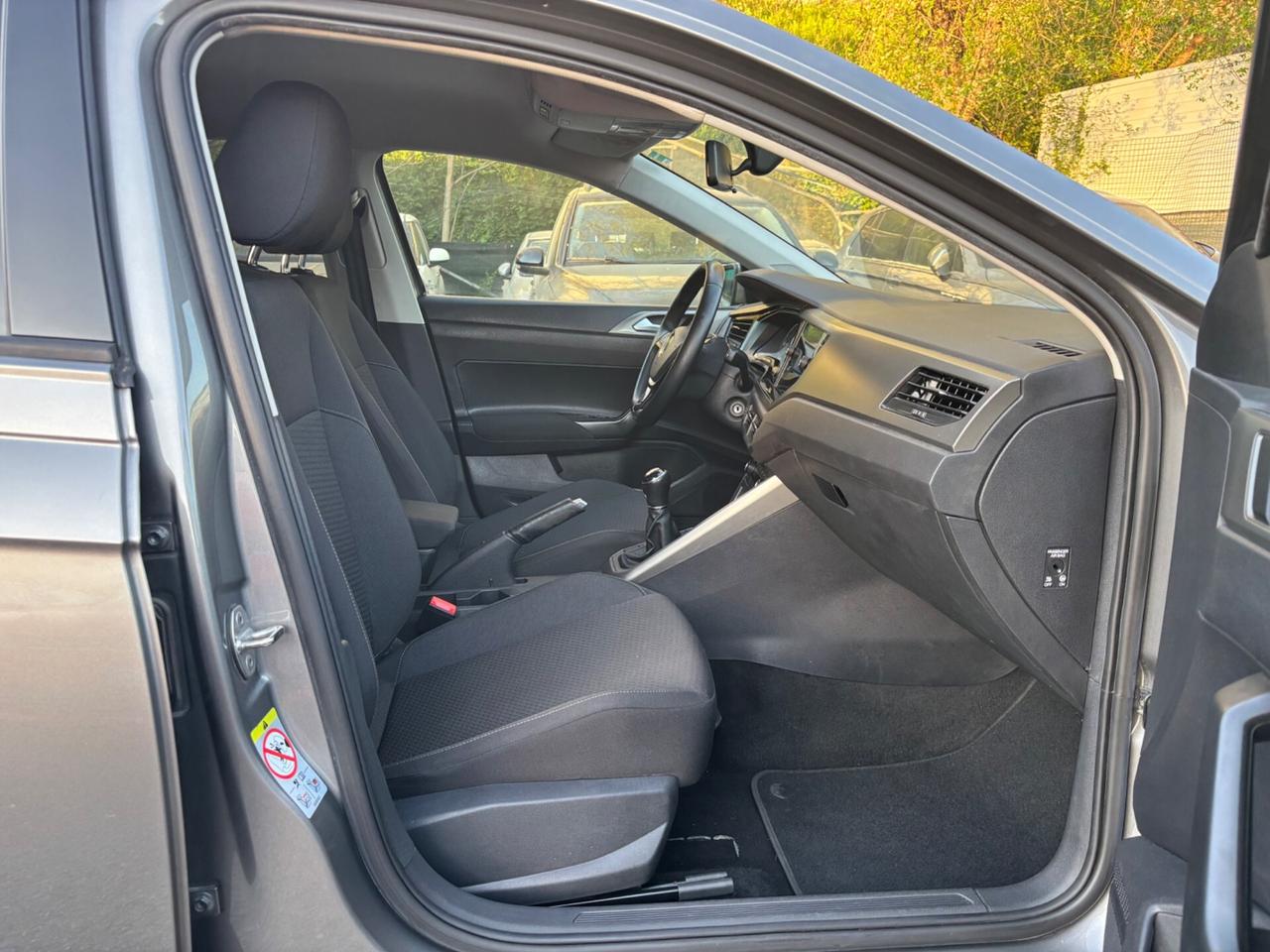 Volkswagen Polo 1.0 5p. R-Line OK NEOPATENTATI