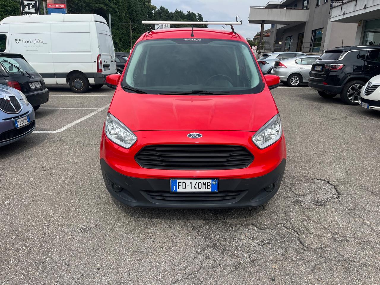 Ford Transit Courier 1.5dci/Euro5B con FAP/76CV/neopatentati/5Porte e 2Posti/unico proprietario