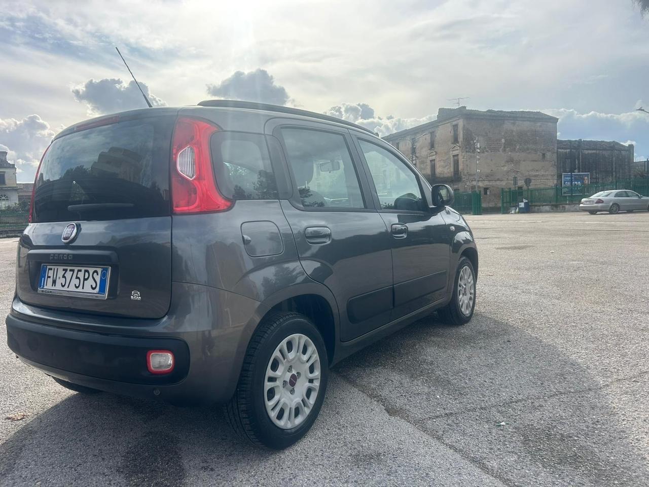 Fiat Panda 1.2 Connected by Wind