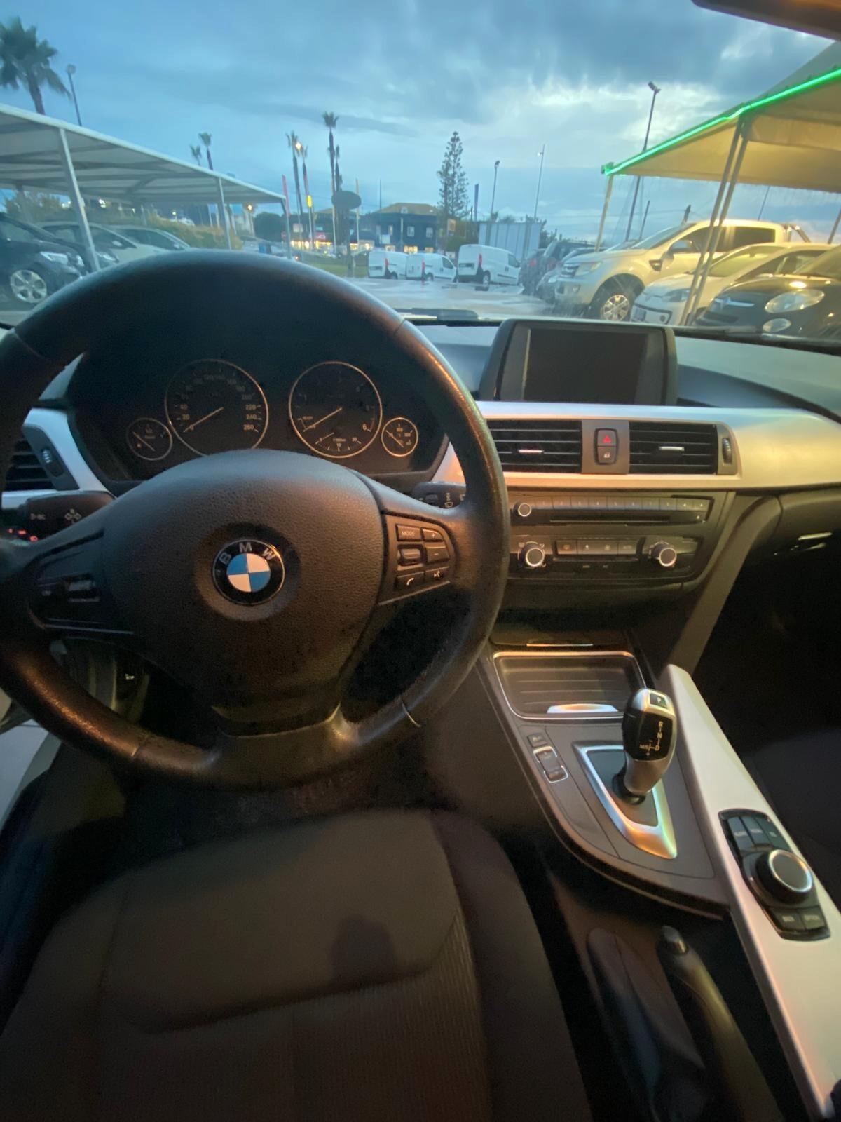 Bmw 318 318d Touring Luxury