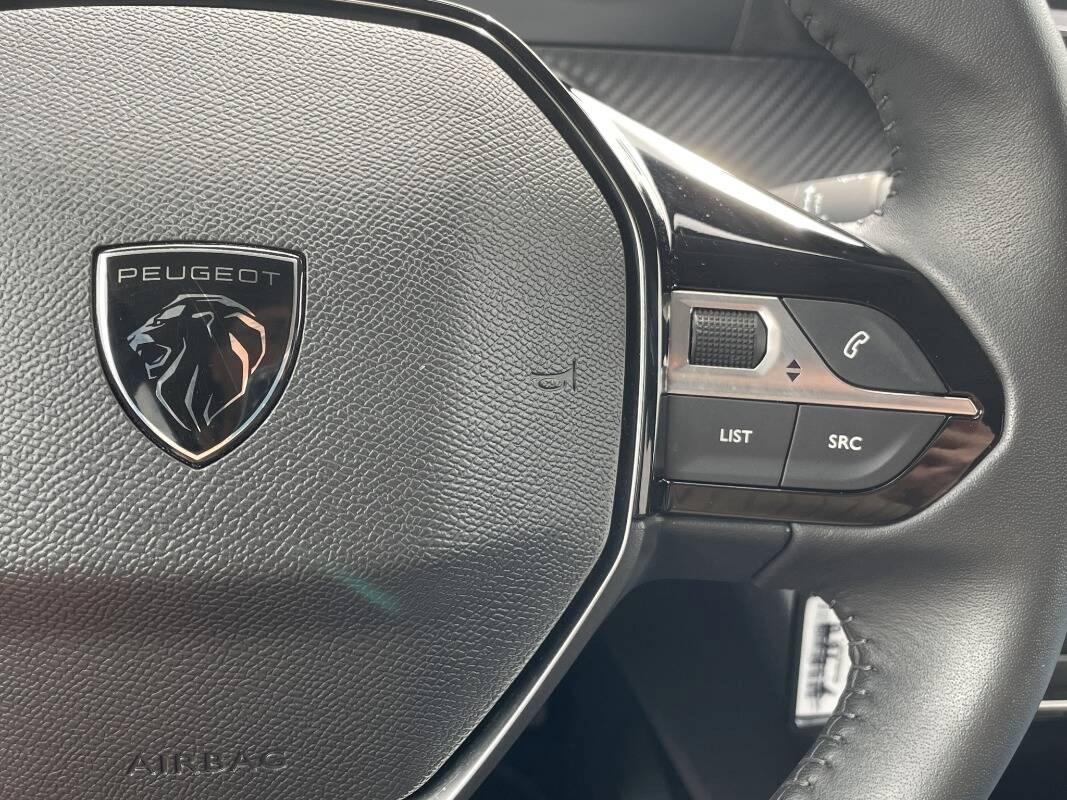 Peugeot 208 1.2 puretech Allure s&s 100cv con CarPlay