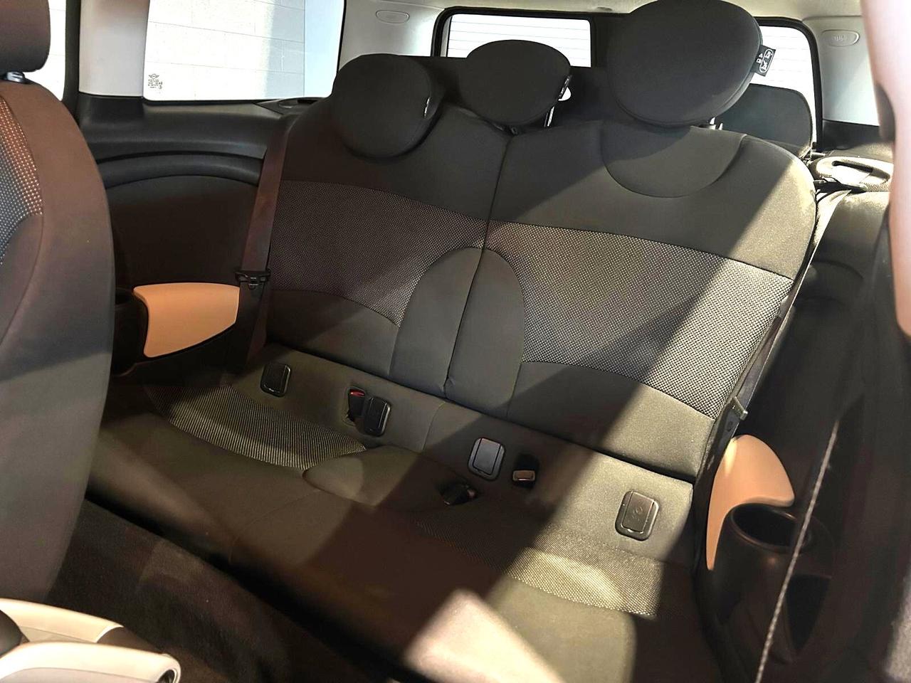 Mini Cooper Clubman 1.6 16V Salt