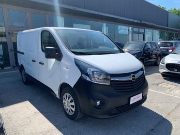 Opel Vivaro FURGONE L1H1 3 pt con Gancio Traino