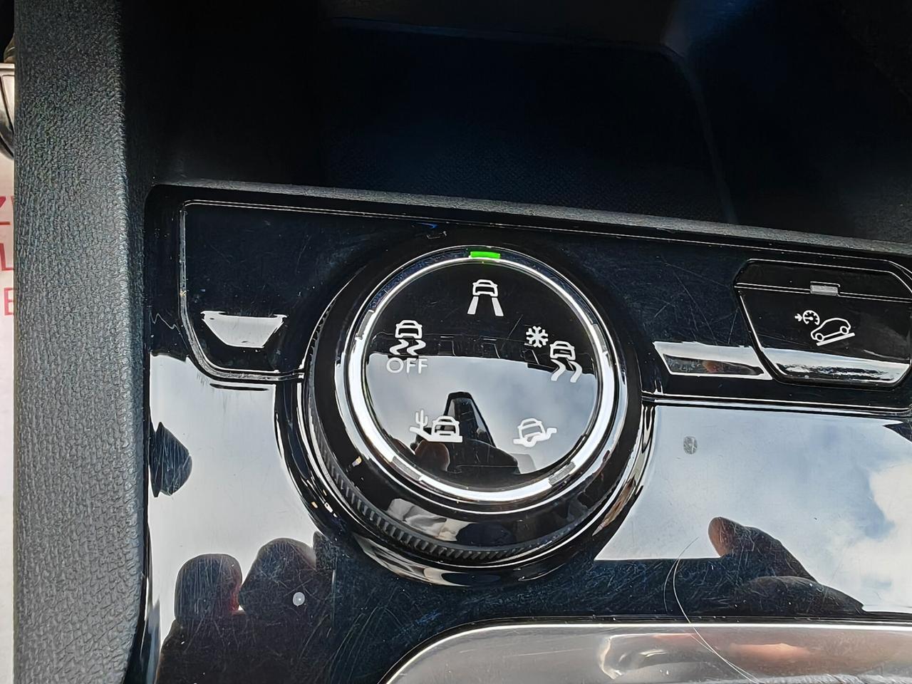 Peugeot 3008 diesel 06/2018 cv131