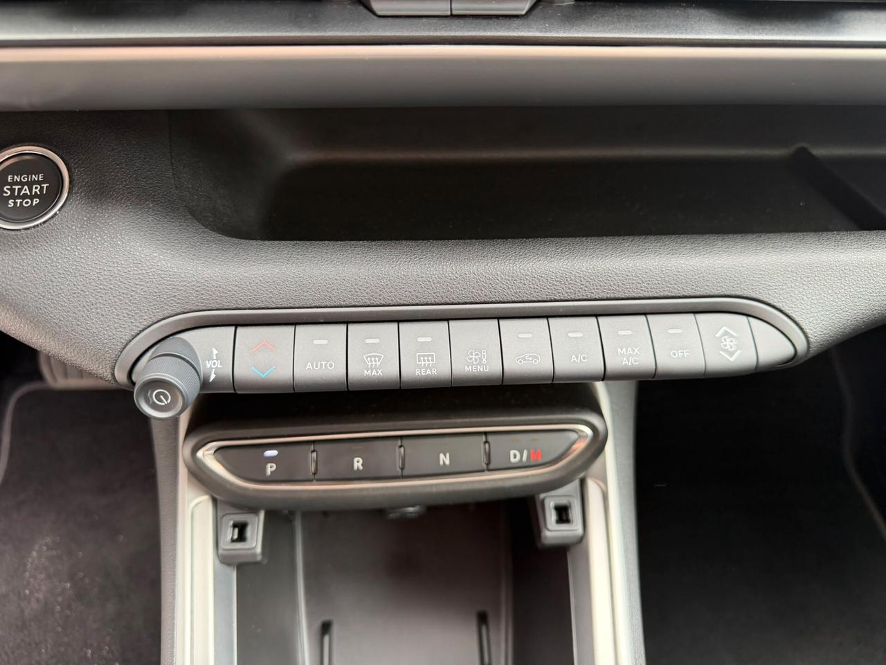 Jeep Avenger 1.2 Turbo 100 CV MHEV Summit