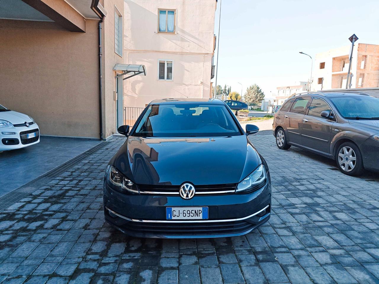 Volkswagen Golf 2.0 TDI 5p. Executive BlueMotion Technology