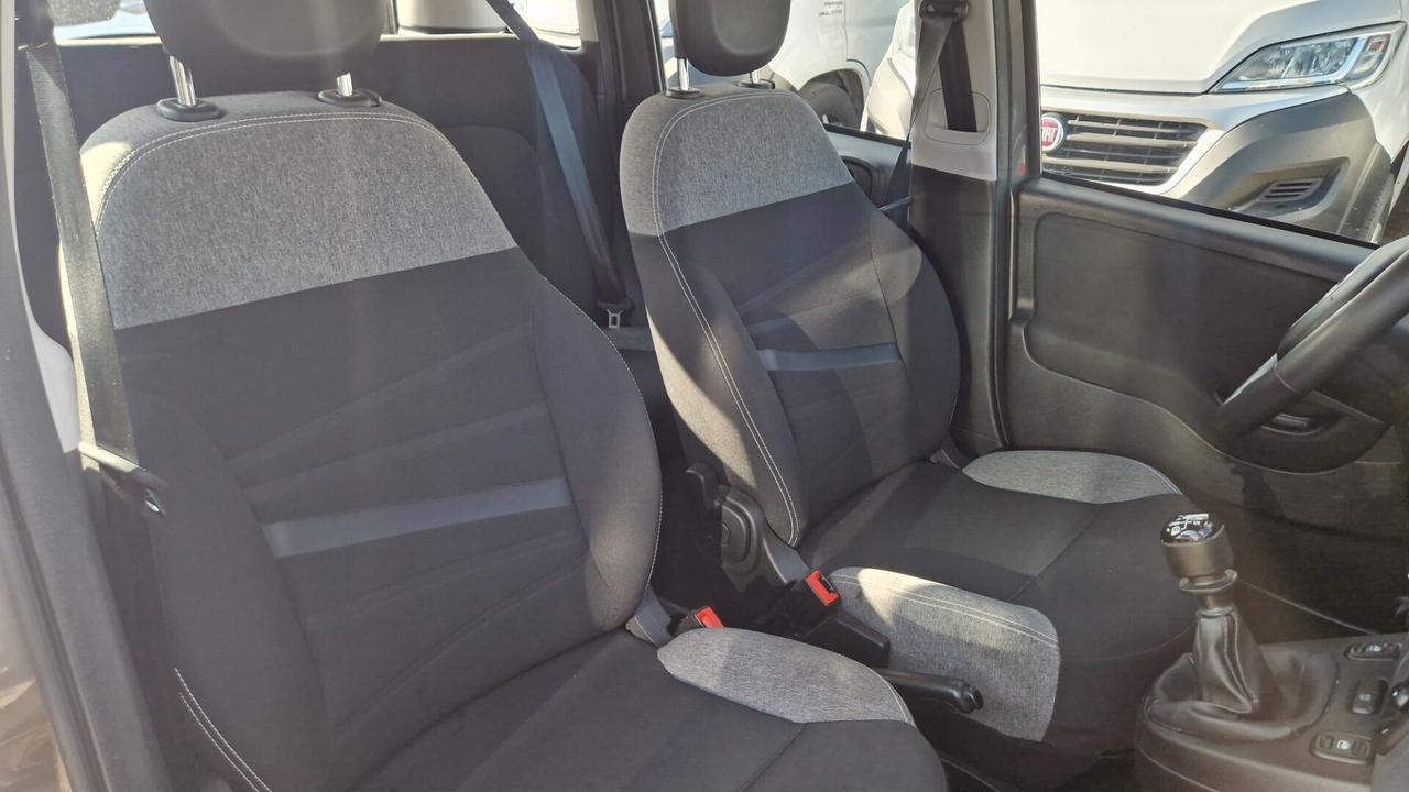 Fiat Panda 1.0 FireFly 70 CV Hybrid City Cross