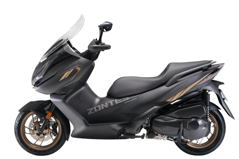 Zontes 368E 2026 NUOVO – 39CV – TFT – Parabrezza Elettrico – A2 – Tmax / X-ADV alternativa – Roma