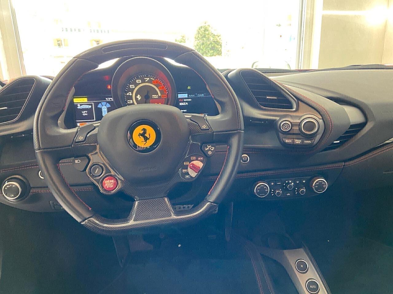 NUOVA FERRARI 488 GTB COUPE 3.9 DCT 670CV
