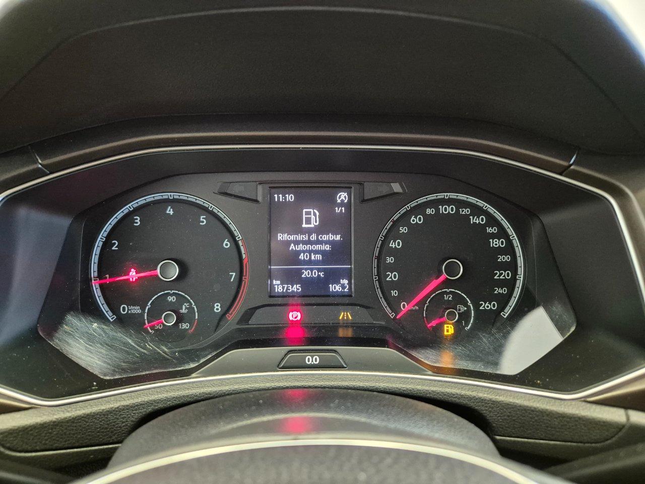 Volkswagen T-Roc 1.0 tsi Style 115cv - NEOPATENTATI - Sens. Park. - Carplay