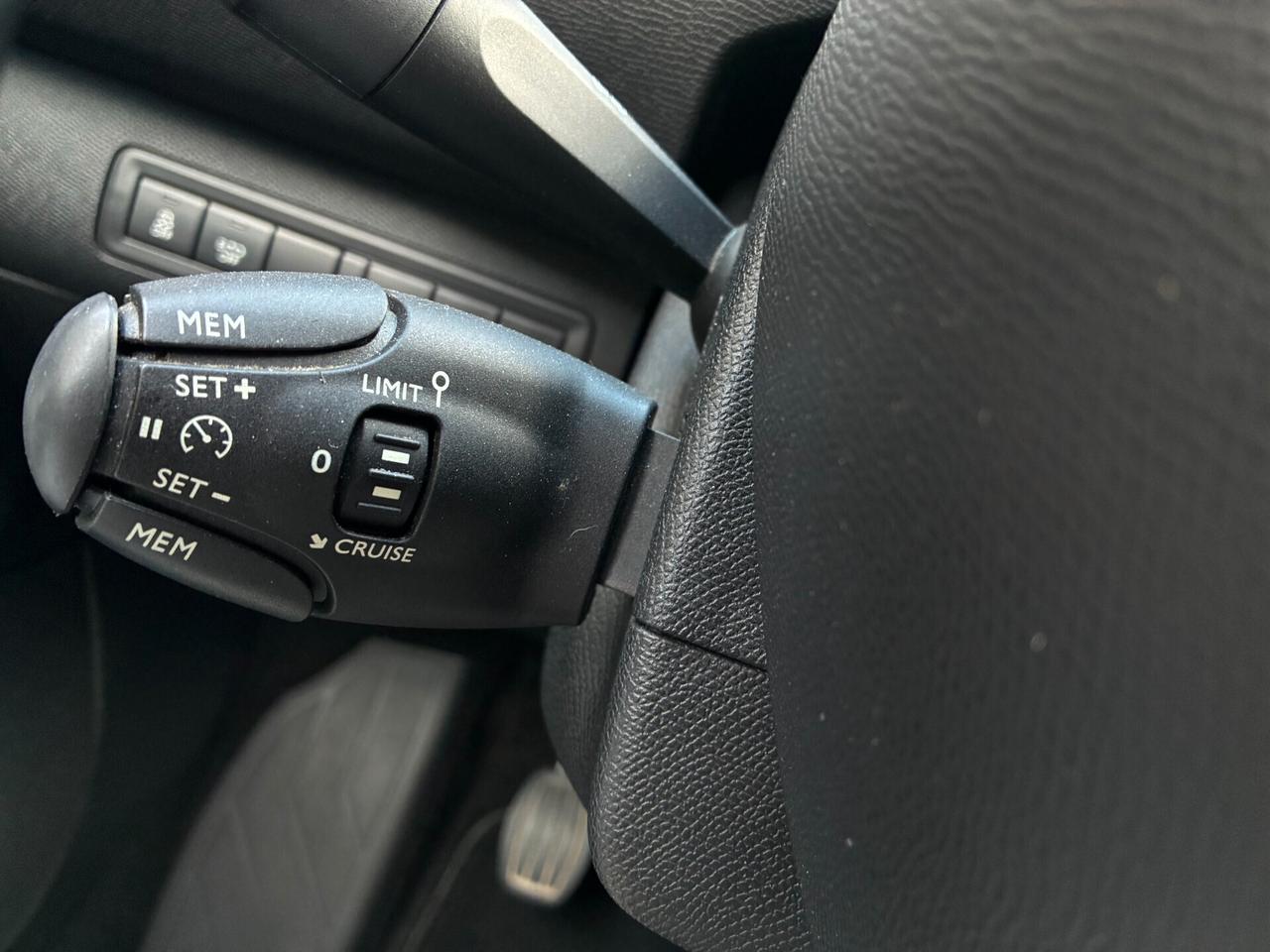 Peugeot 308 BlueHDi 150 S&S SW Allure