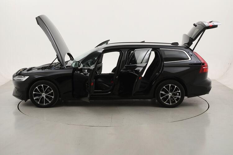 Volvo V60 B4 (d) Momentum Business Pro Geartronic BR332547 2.0 Mild Hybrid 197CV