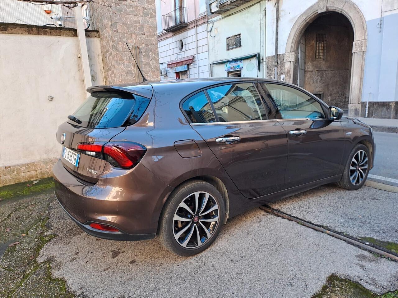 Fiat Tipo 1.6 Mjt Lounge tagliandata