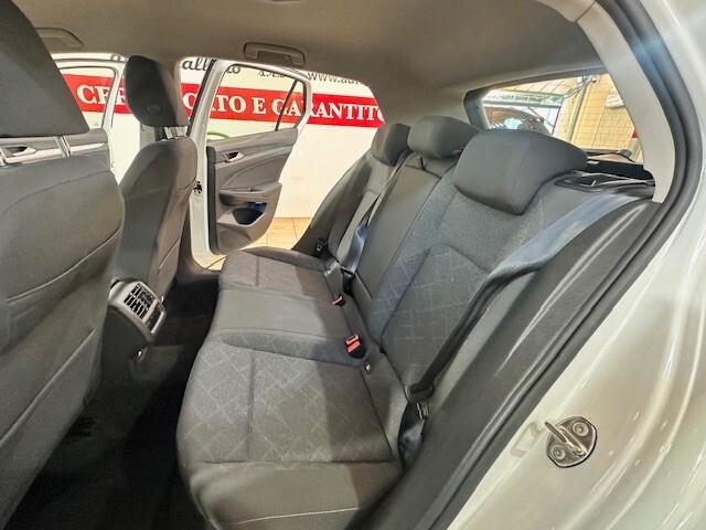 Volkswagen Golf 1.0 eTSI EVO DSG Life