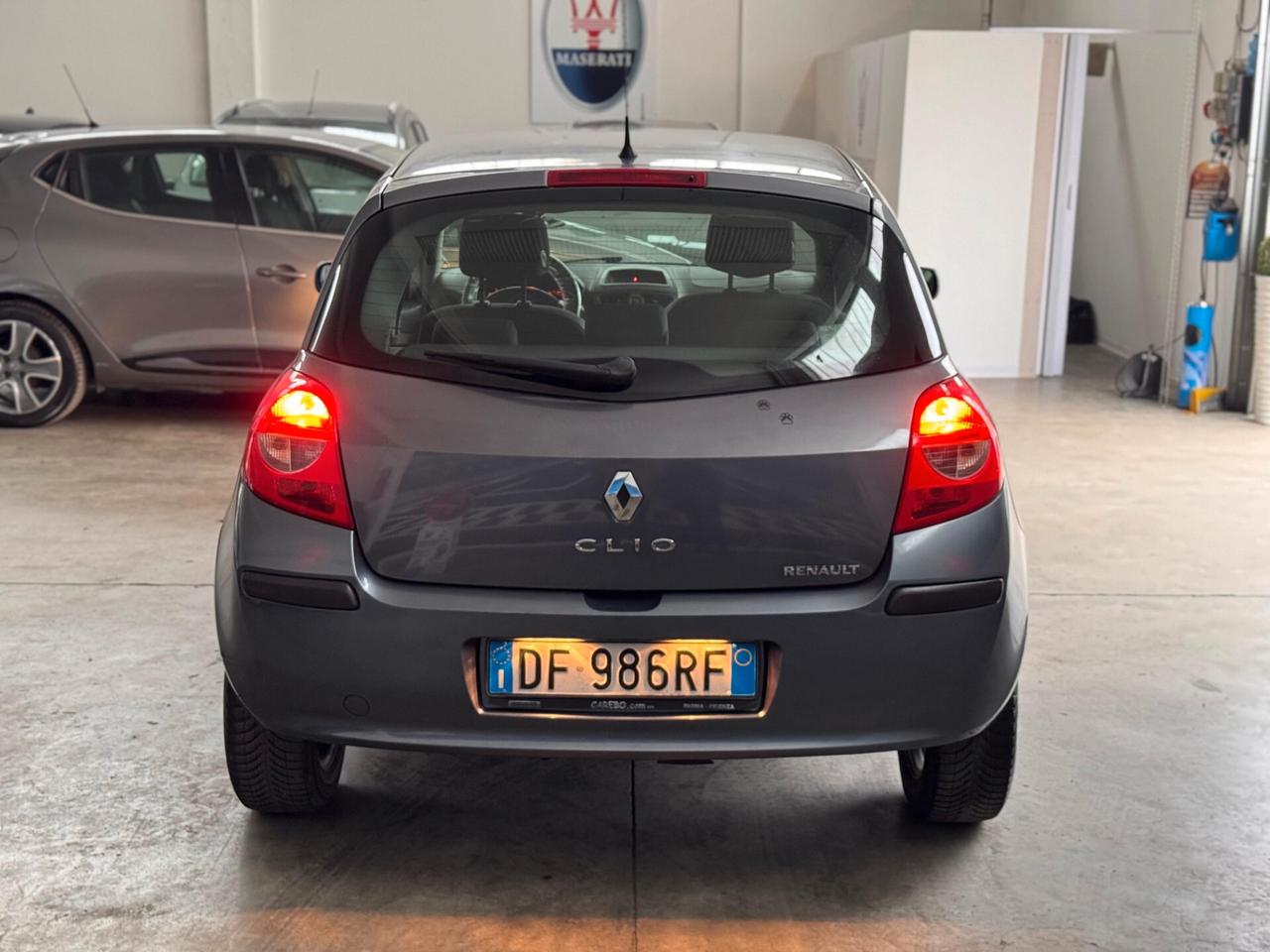Renault Clio 1.2 16V 5 porte Luxe