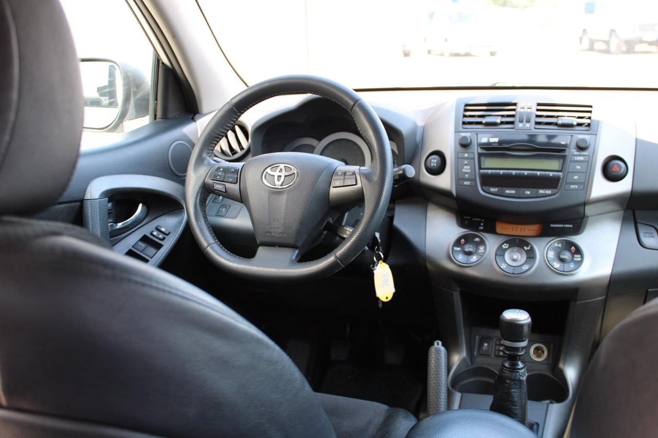Toyota RAV 4 RAV4 2.2 D-4D 150 CV DPF Luxury