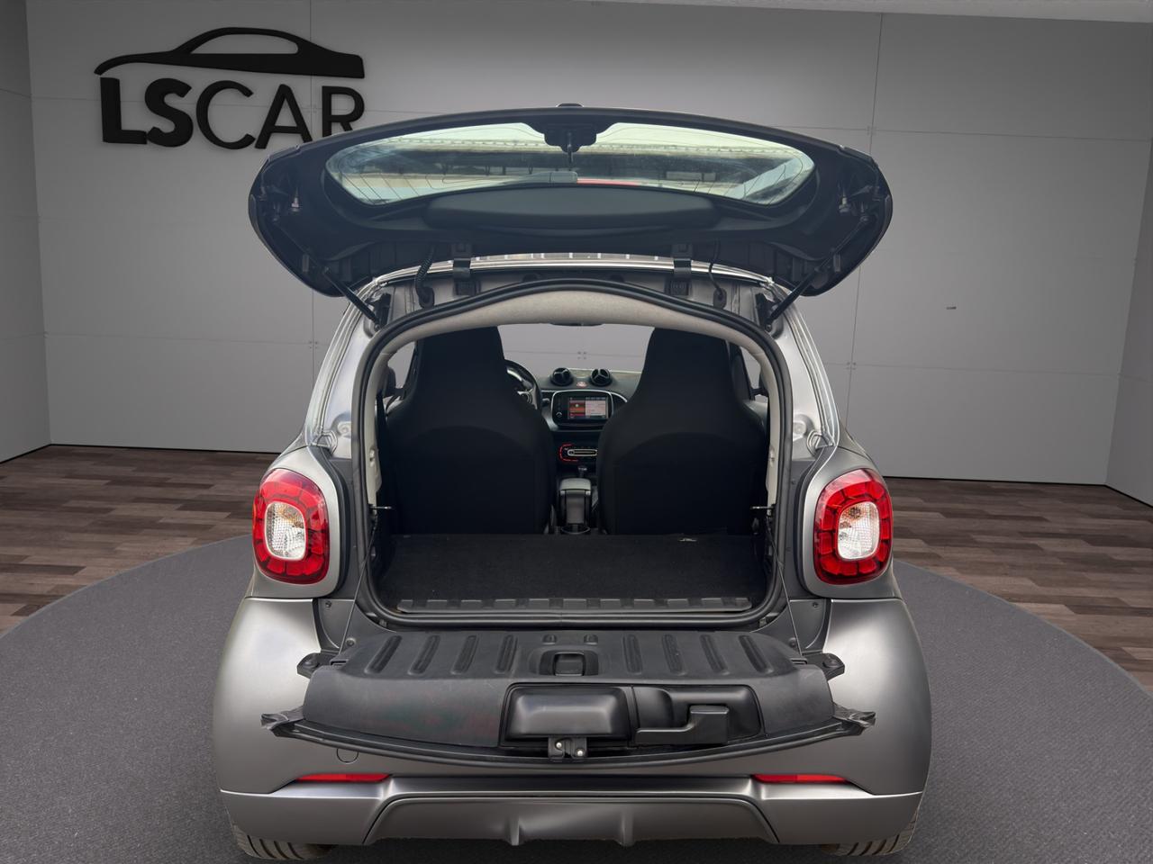 smart forTwo Allestimento BRABUS - Unipro - Promo Finanziamento - Tetto panoramico - LED - Schermo