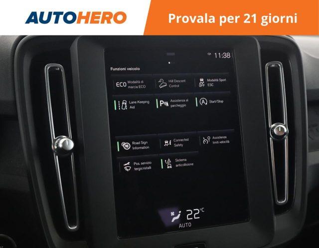 VOLVO XC40 T2 Geartronic Momentum Core