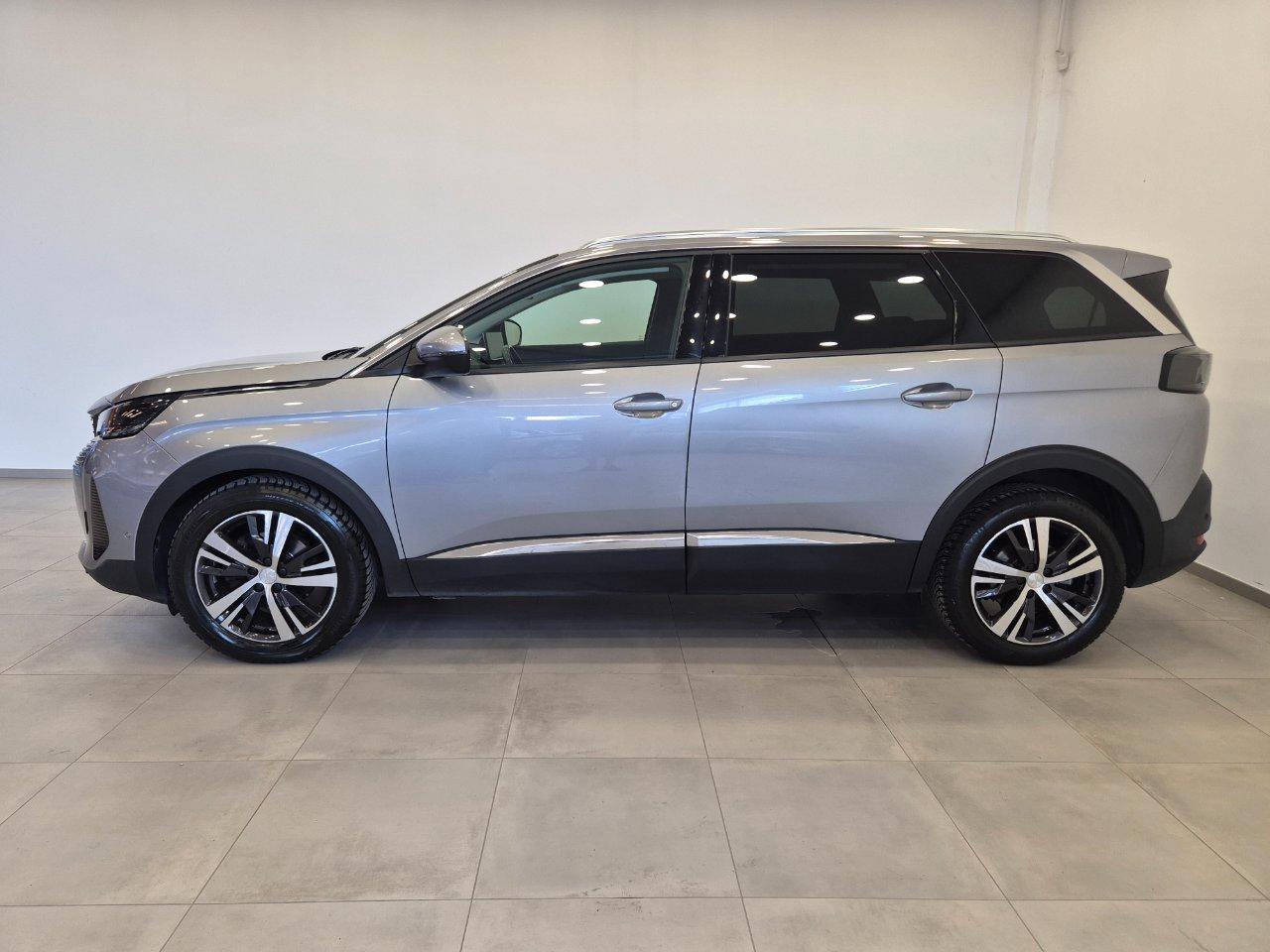 Peugeot 5008 1.5 bluehdi Allure s&s 130cv eat8 - NEOPATENTATI - Carplay - Cam - Cruise/Lim