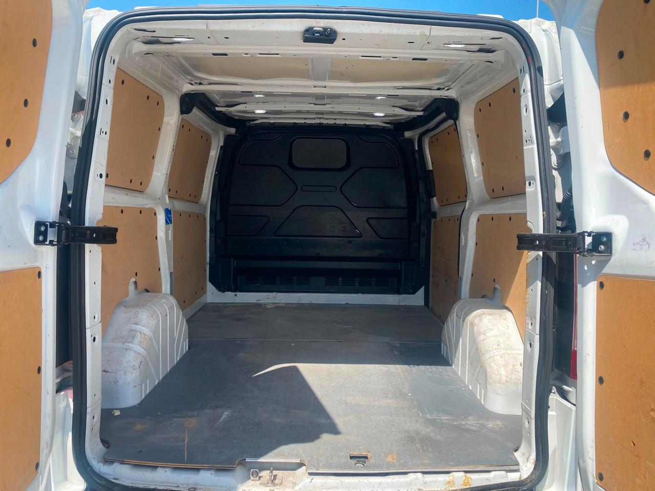Ford Transit Custom 280 2.0 EcoBlue Hybrid 130 L1H1