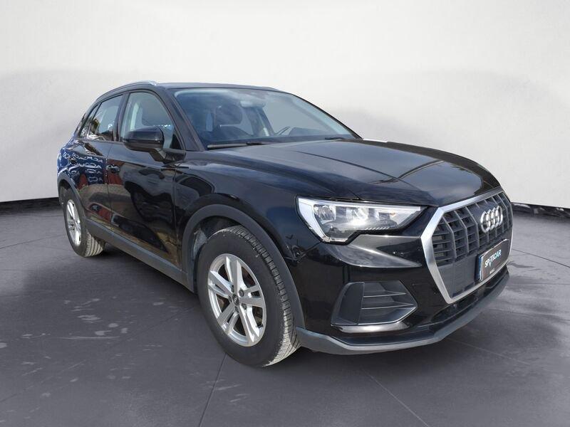 Audi Q3 35 TDI S tronic Business