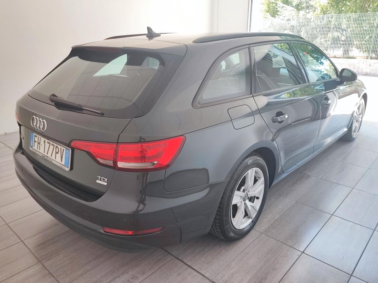 Audi A4 Avant 2.0 TDI 150 CV ultra S tronic Business Sport
