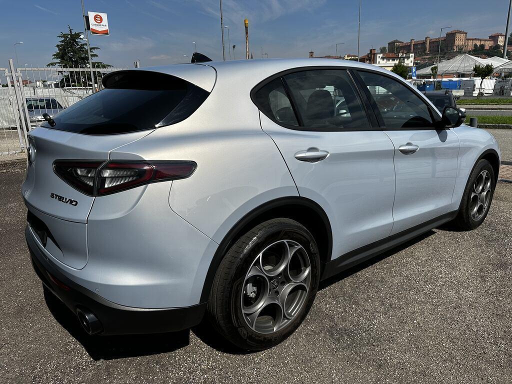 Alfa Romeo Stelvio 2.2 Turbo Sprint RWD AT8