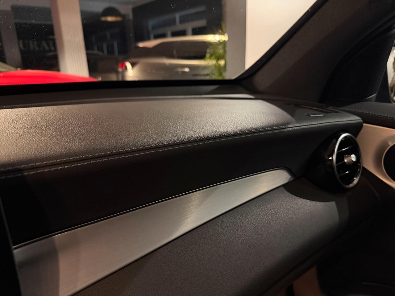 MERCEDES GLC COUPÉ 300D PREMIUM AMG 4MATIC 2022